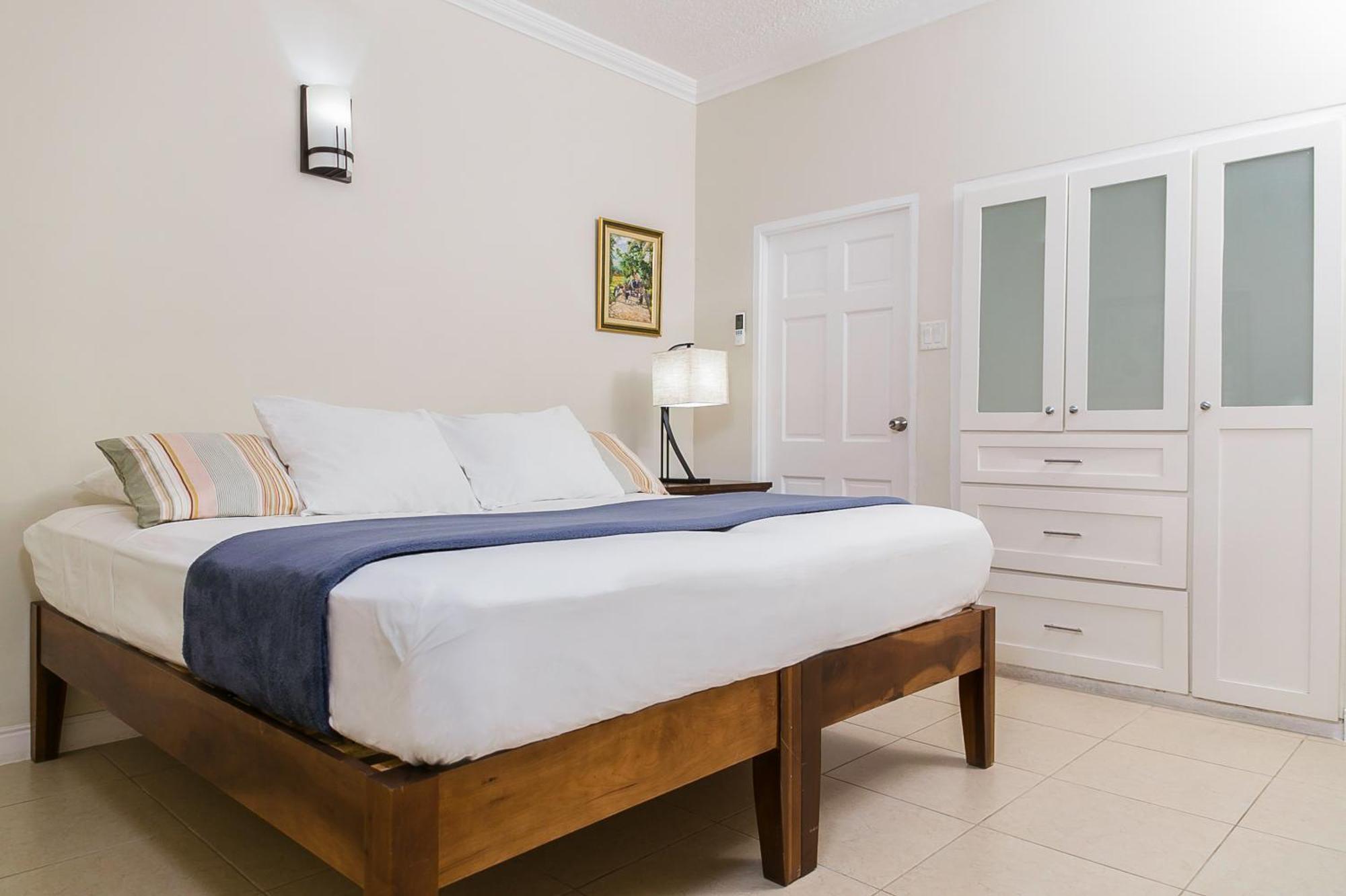 Apartamento Botanic Bliss Living In Kingston Exterior foto