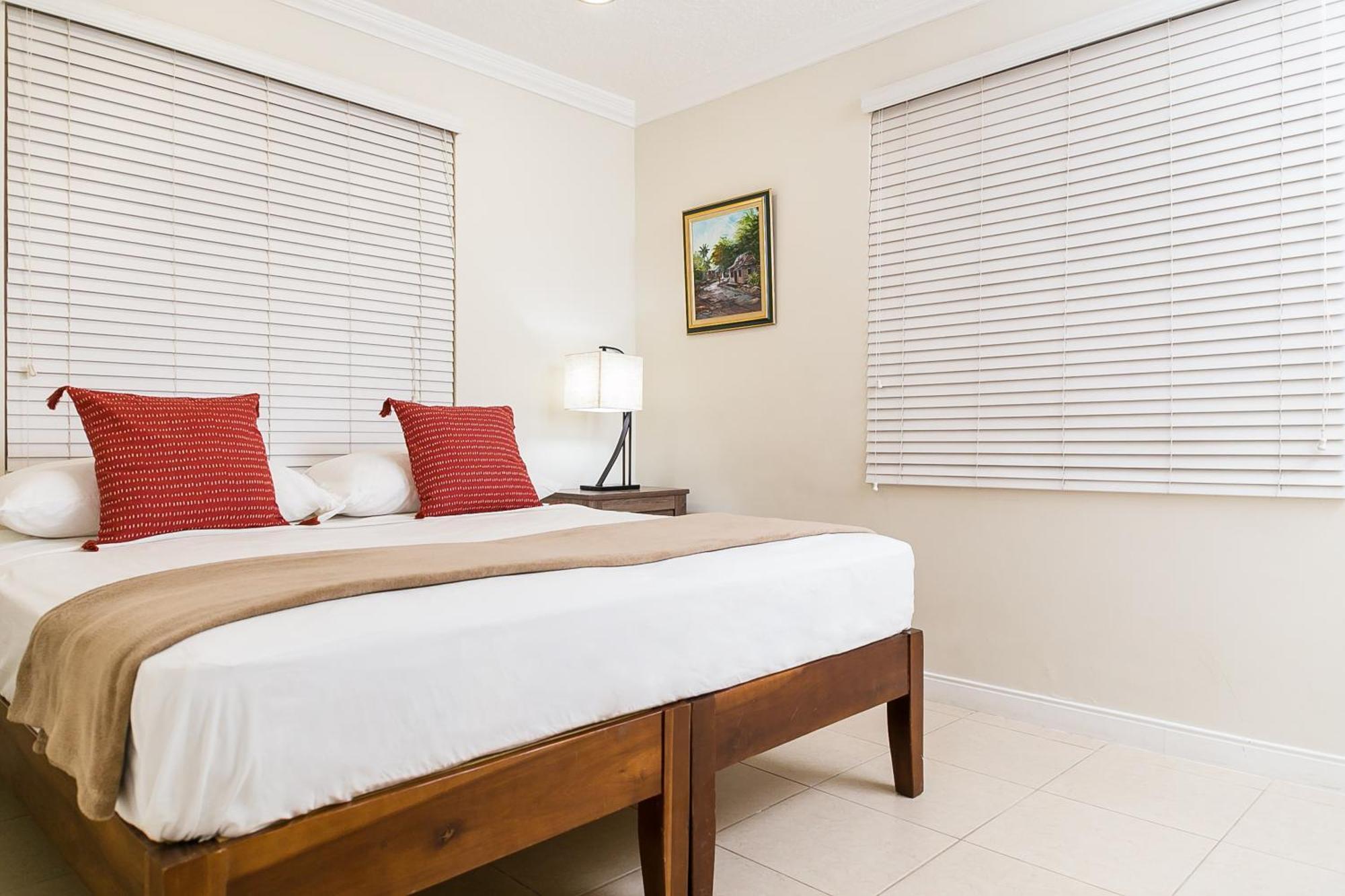 Apartamento Botanic Bliss Living In Kingston Exterior foto